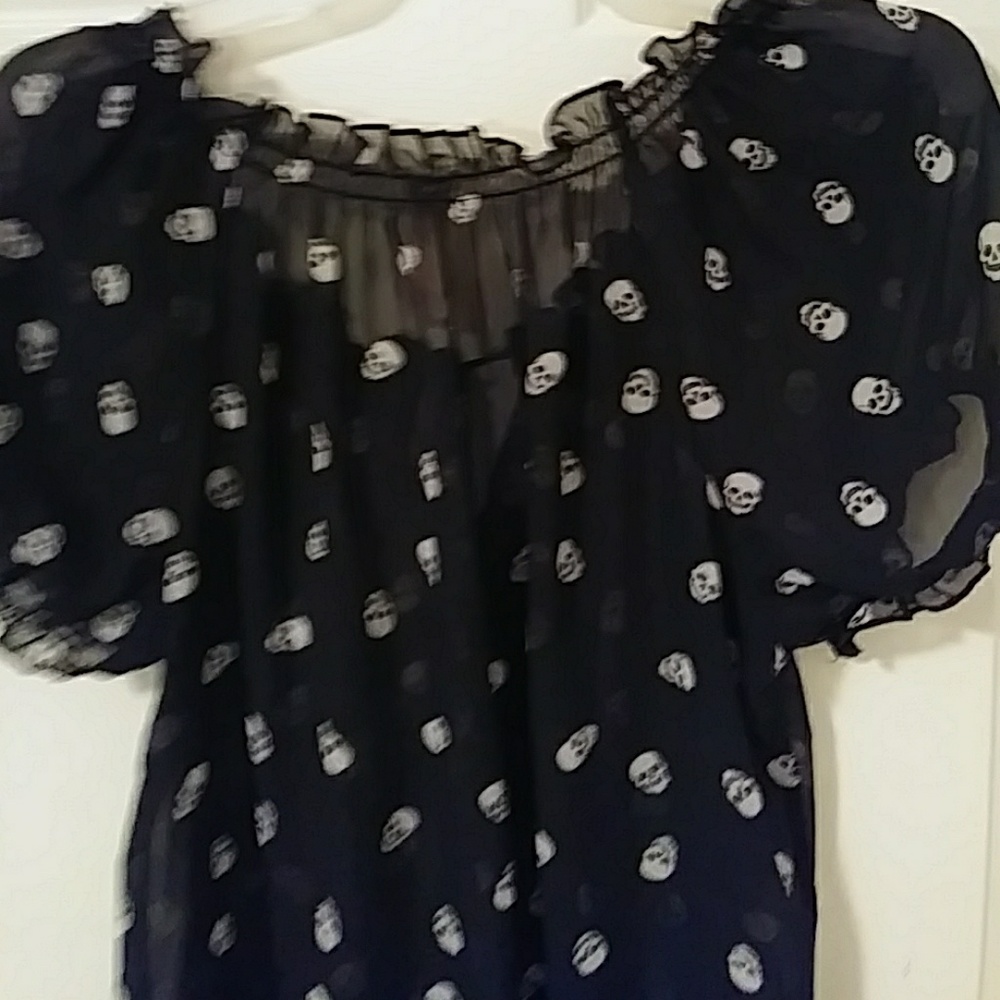 Top - Picture 3 of 4